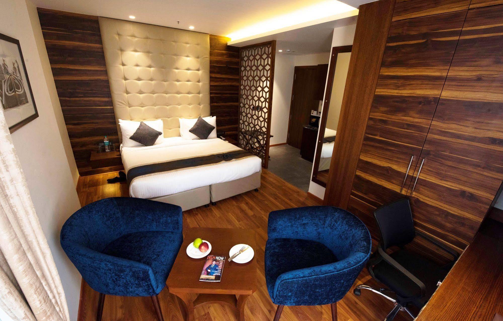 Connaught Royale Delhi Hotel 4*