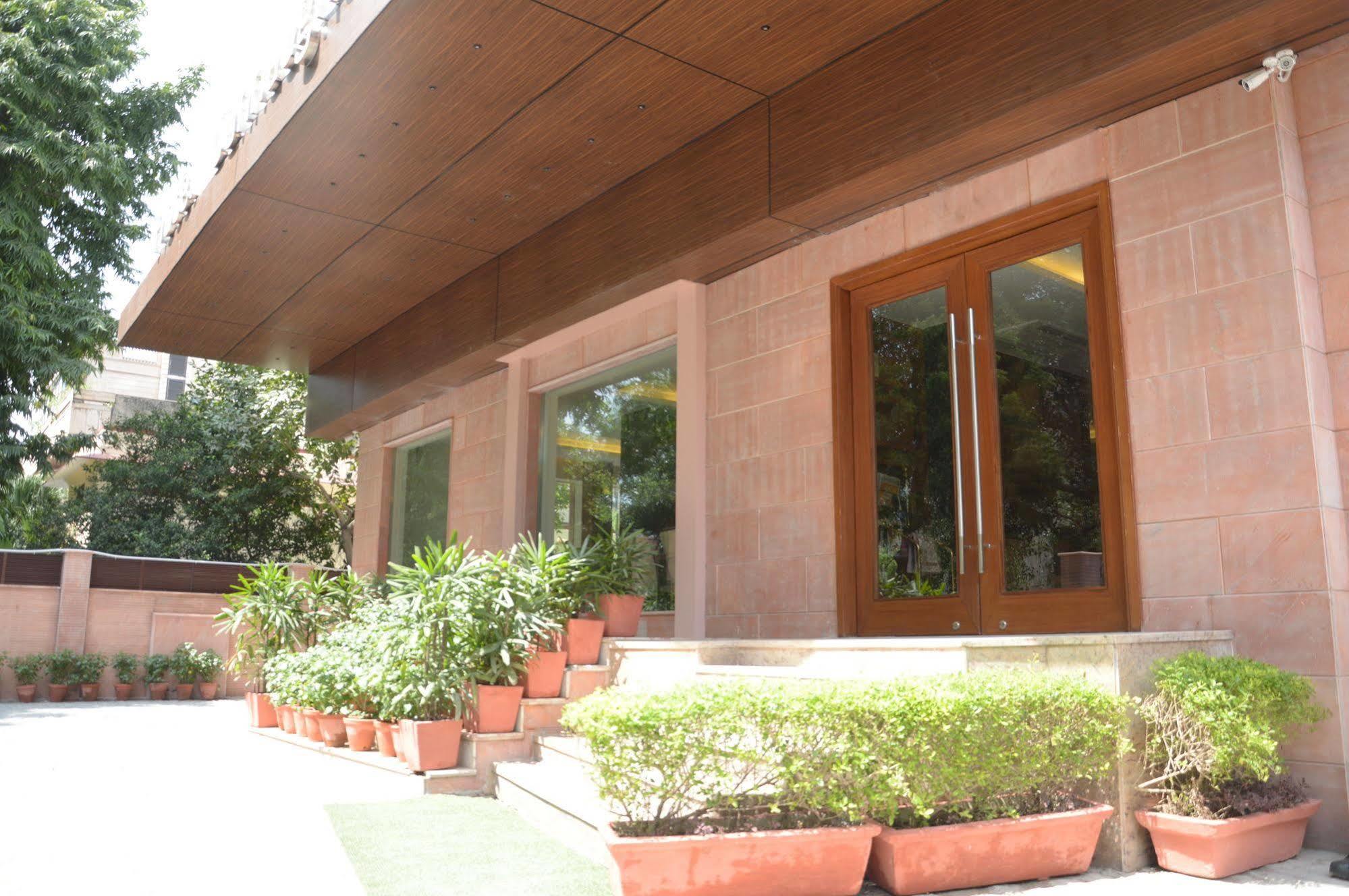 Hotel Connaught Royale Delhi New Delhi