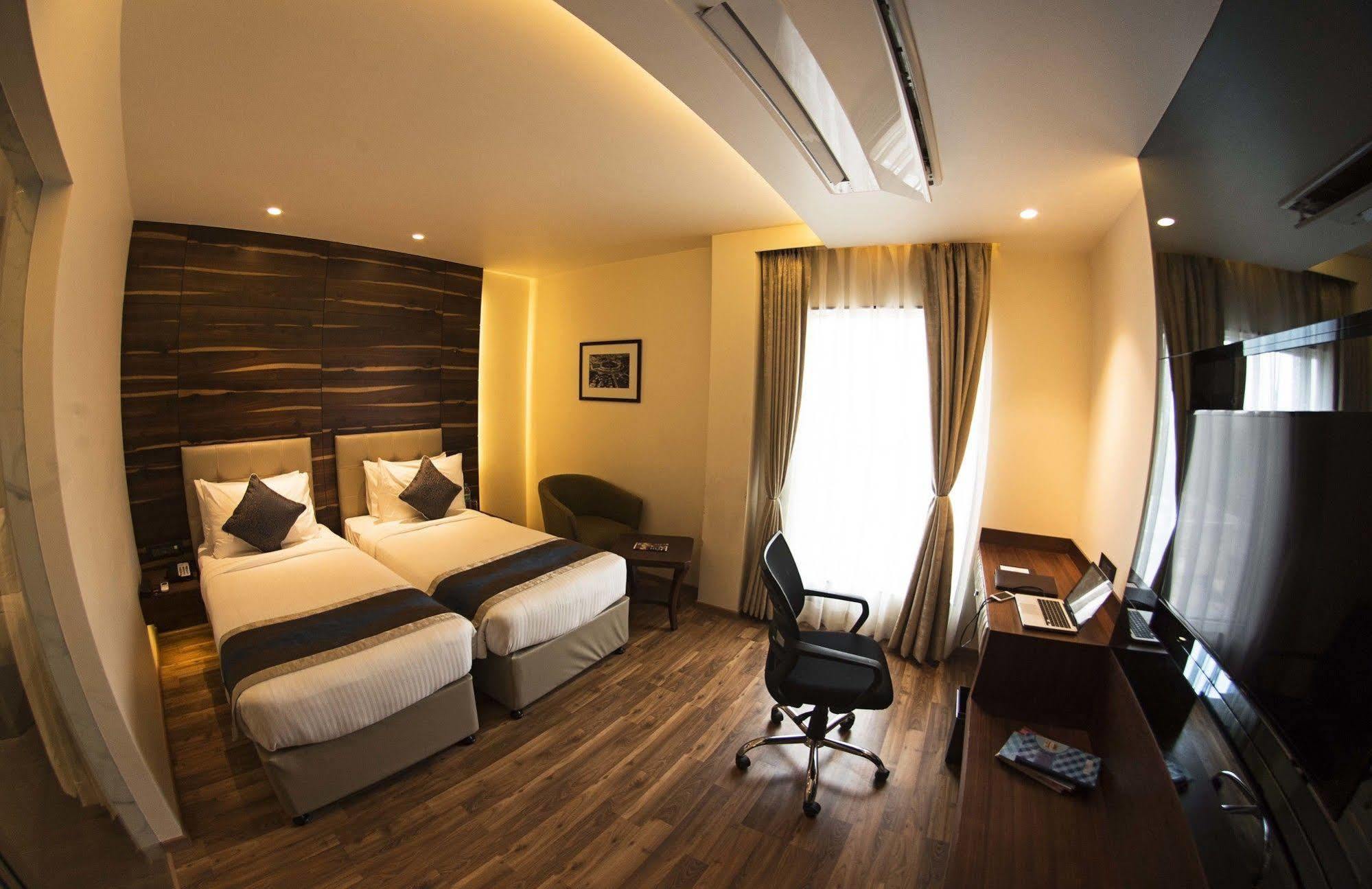 Hotel Connaught Royale Delhi